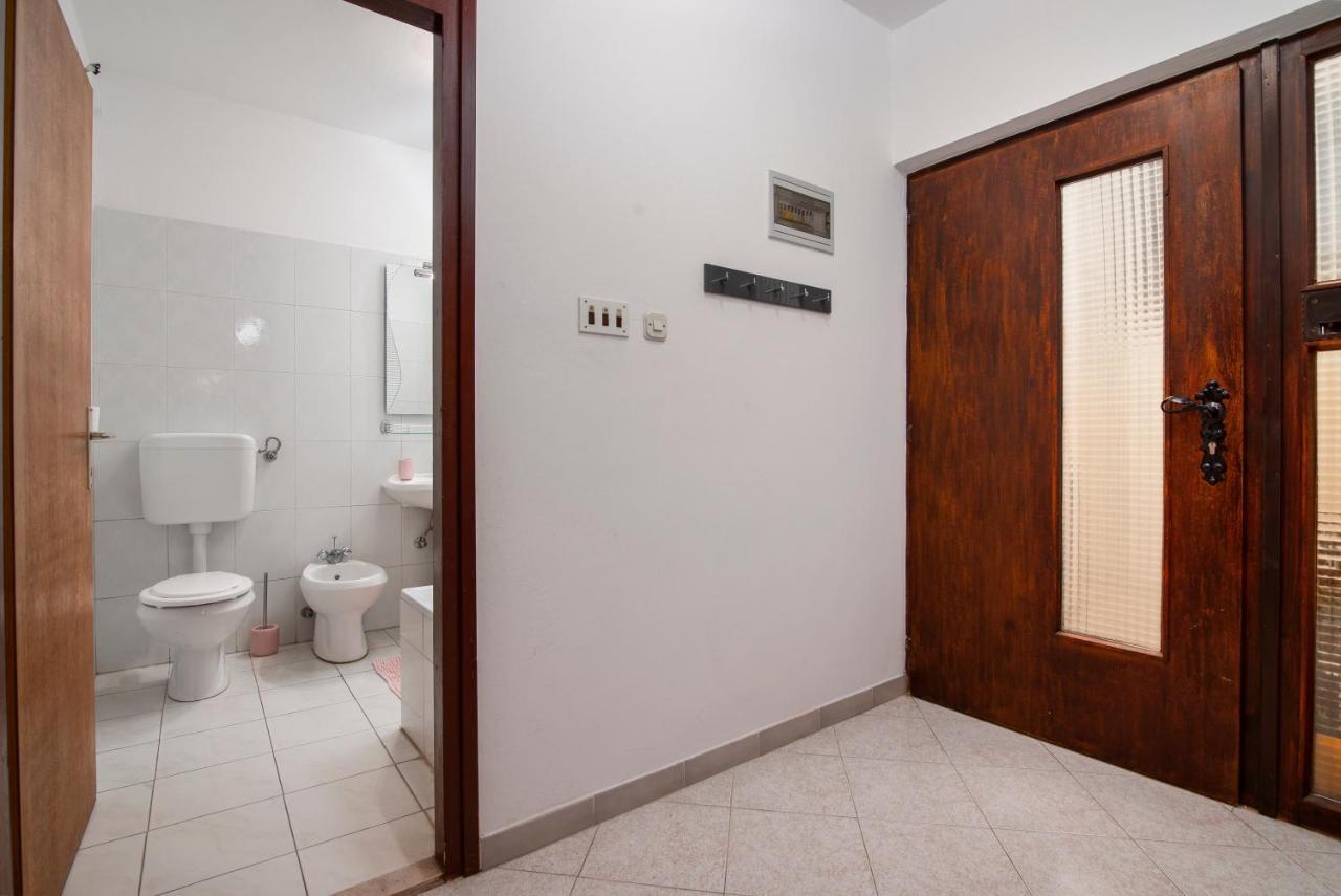 Apartment Palma Pula Exteriör bild