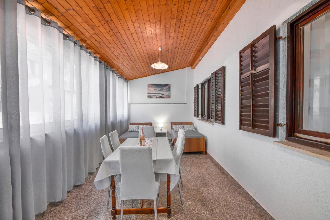 Apartment Palma Pula Exteriör bild